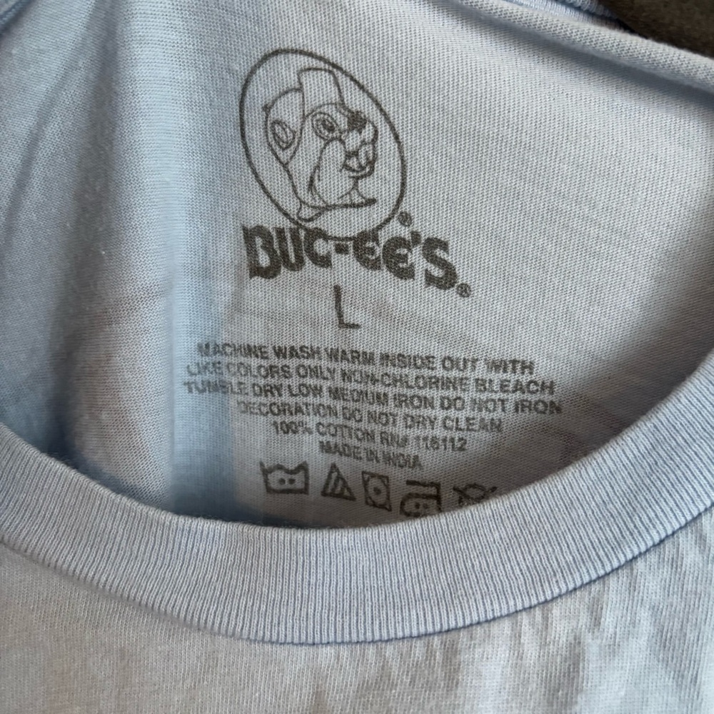 Buccees tshirt - Picture 3 of 3